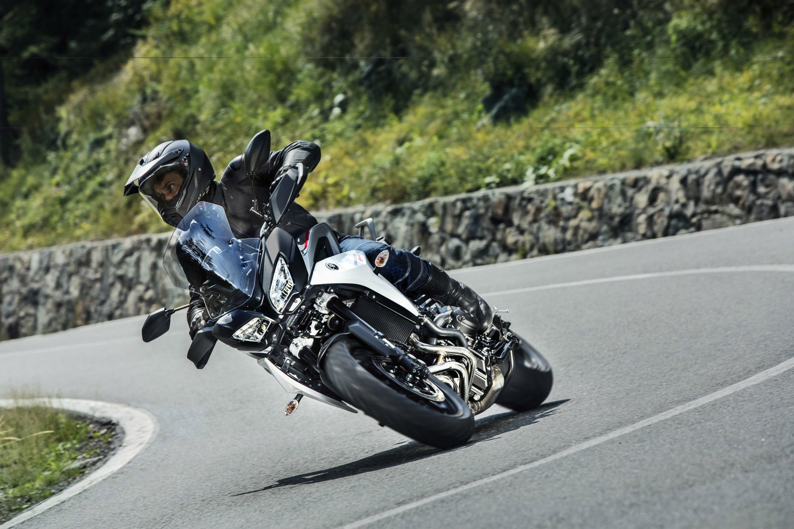 Yamaha reveals MT-09 SP at EICMA